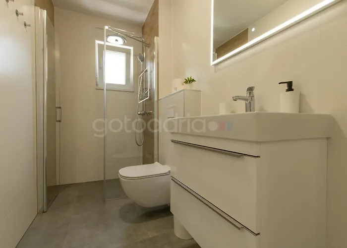 Sea View Pezze Apartmán *