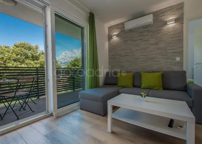 Sea View Pezze * Makarská